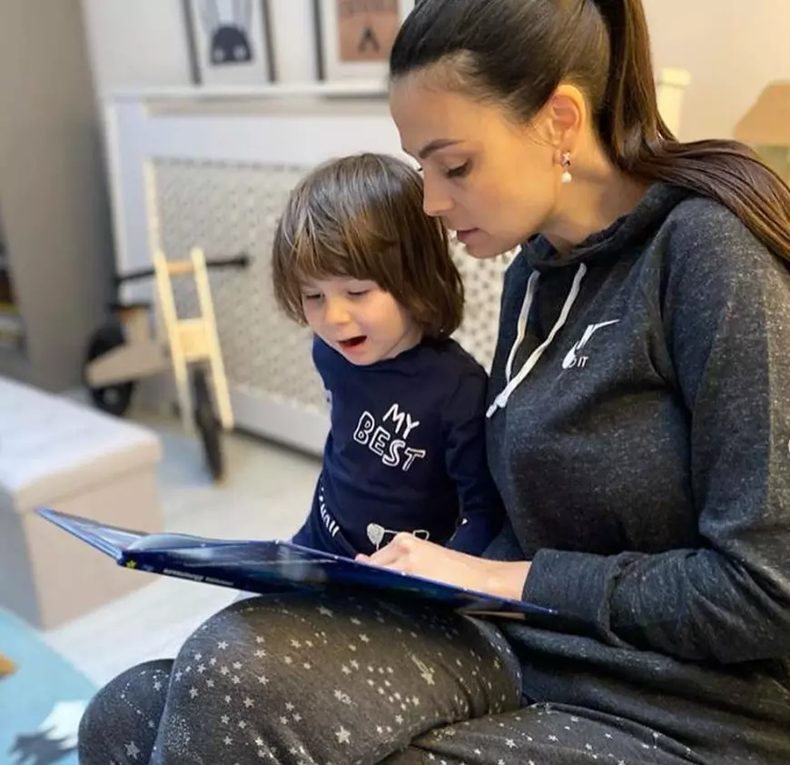 Izolați de 16 zile. Cum se descurcă Anca Serea cu 6 copii acasă