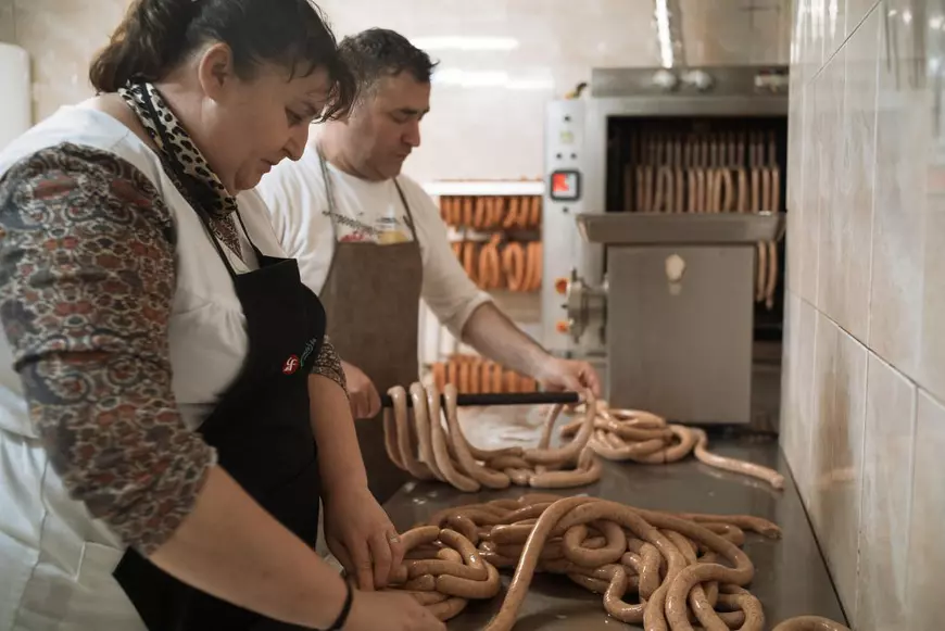 Statul spaniol vine în ajutorul românilor care și-au închis restaurantele: „Impozitele se vor plăti fără dobândă în următoarele șase luni”