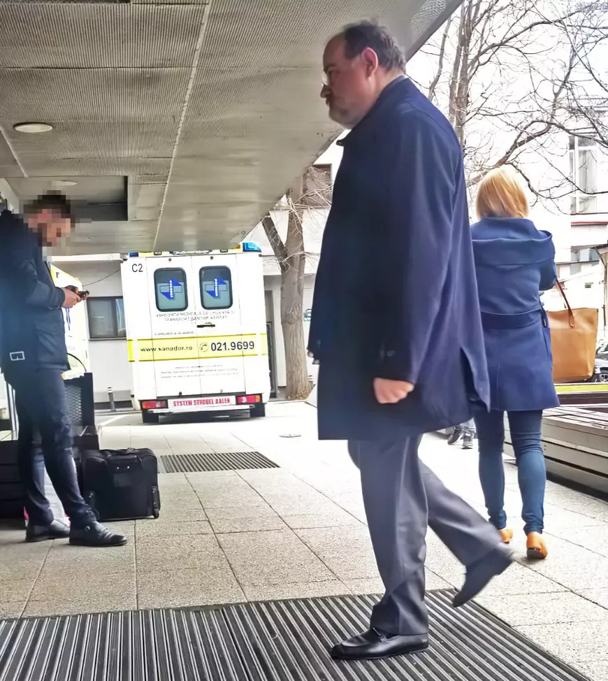 În plină criză coronavirus, Horațiu Moldovan, secretar de stat la Sănătate, termină zilnic programul în minister la ora 14.00 și consultă pacienți la Sanador!