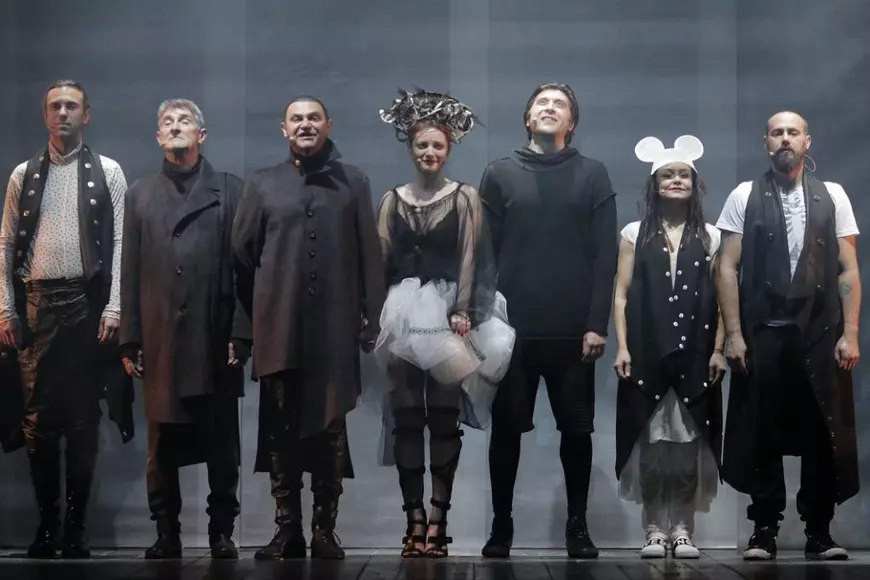 Cultură în online. Hamletul de la Timișoara, frate cu ciobănașul mioritic