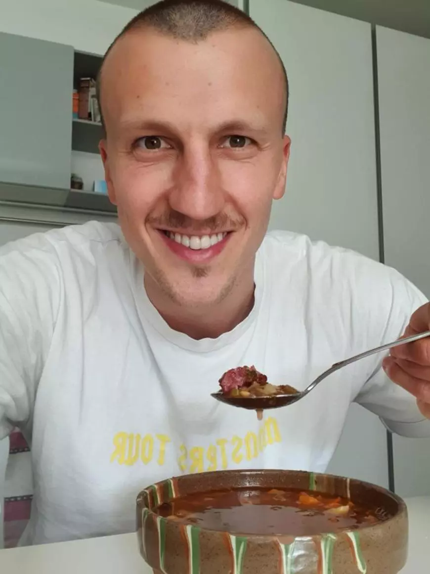 FOTO & VIDEO | O zi cu Vlad Chiricheș în Italia, pe timpul pandemiei. Mișcare, fasole cu afumătură și lectură