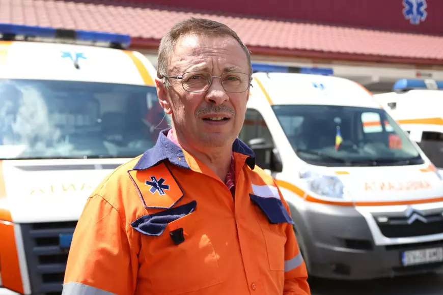 WHO’S HOT WHO’S NOT | Omenia voluntarilor vs. nepăsarea lui Alexandru Lăzăreanu