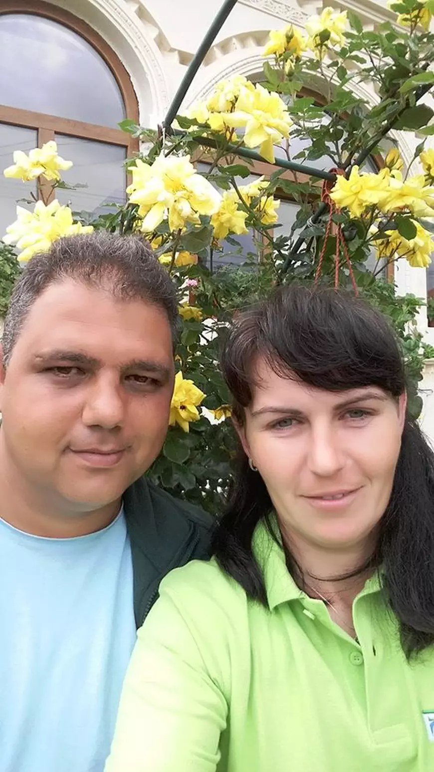 APRO MOBIL! Un producător din Adunații-Copăceni încearcă să-și salveze recolta și să-i ajute și pe cei izolați. Și alți agricultori s-au asociat și le duc oamenilor produse acasă