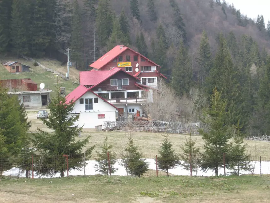 Lecția de înțelepciune a femeii de 78 de ani, cel mai vechi și respectat cabanier din România. “Pandemia o să treacă, important e să rămâi OM”