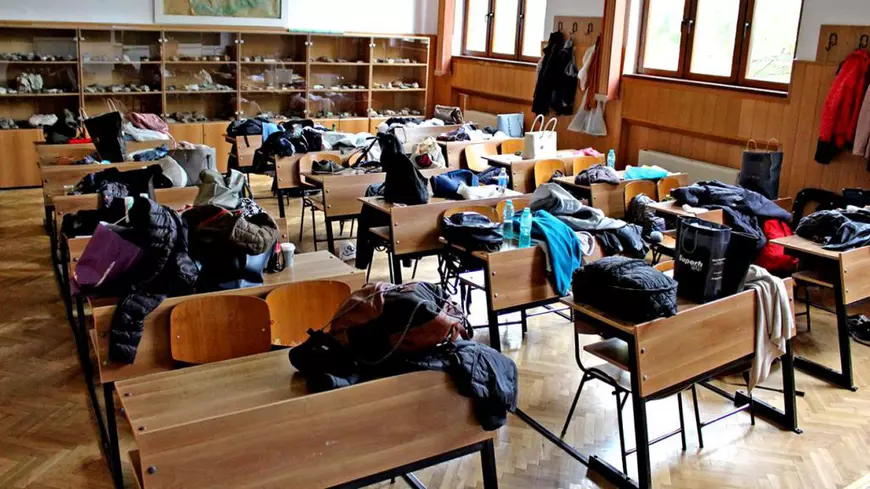 Mai multe apeluri în pandemie la Telefonul Copilului. Copiii au sunat de dor, de tristețe sau de foame