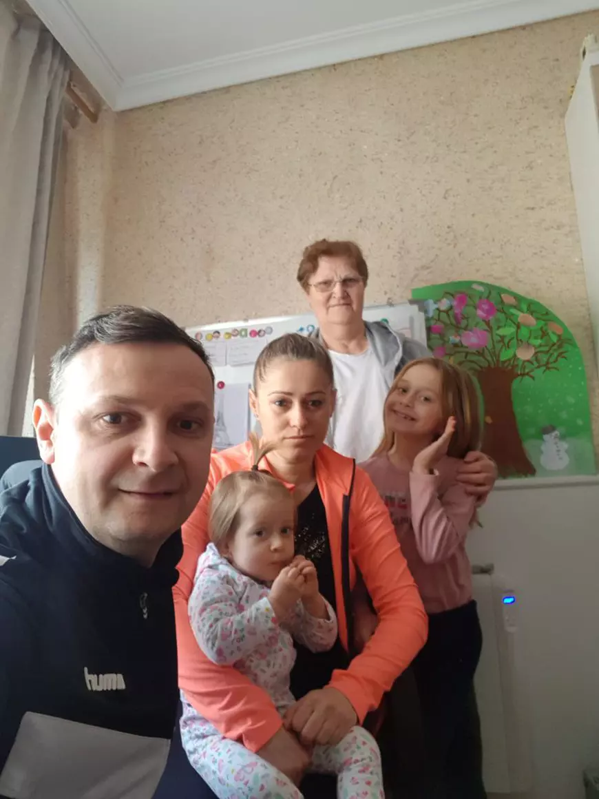 După o izolare de mai bine de o lună, Spania se relaxează: de duminică, copiii sub 14 ani pot ieși din casă