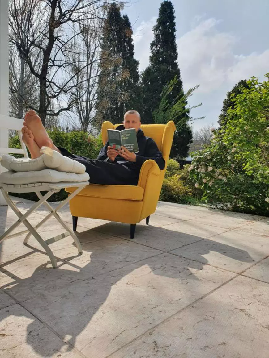 FOTO & VIDEO | O zi cu Vlad Chiricheș în Italia, pe timpul pandemiei. Mișcare, fasole cu afumătură și lectură