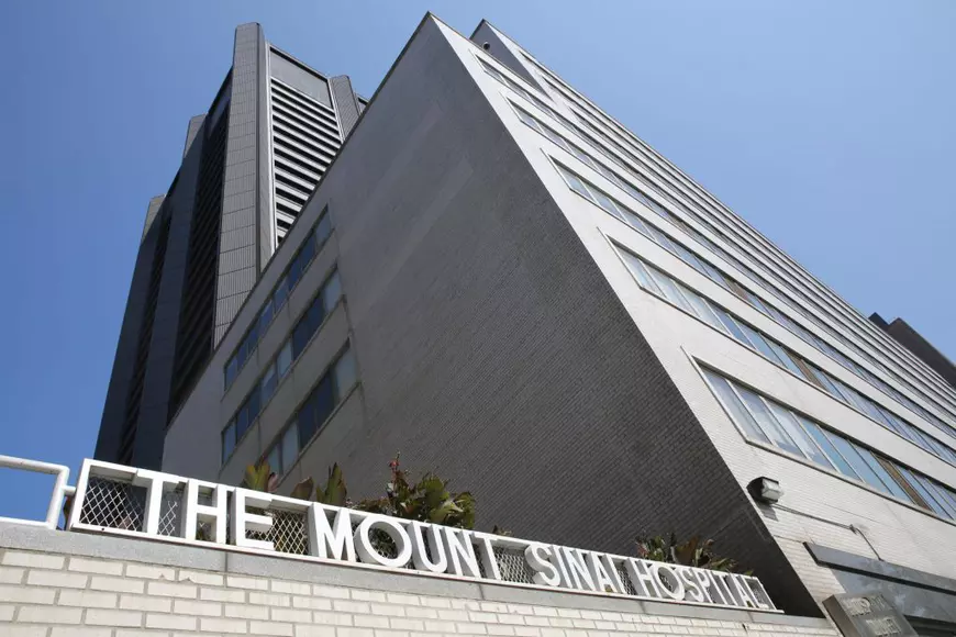 Soluție de criză. Un spital din New York a transformat aparatele pentru apnee donate de Elon Musk în ventilatoare pentru COVID