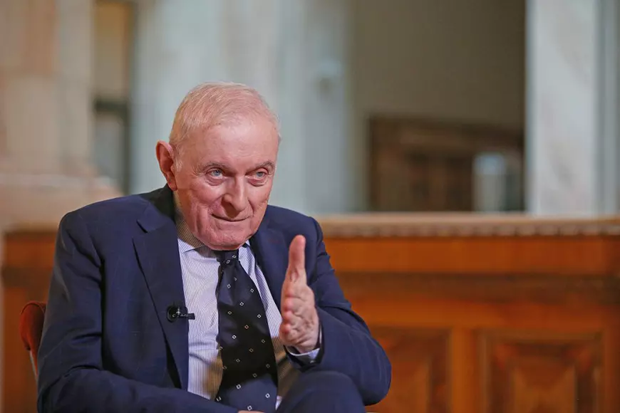 INTERVIU | Adrian Vasilescu, BNR: “Sunt vești rele, aducătoare de recesiune. Băncile să aibă grijă de economiile românilor ca de ochii din cap”