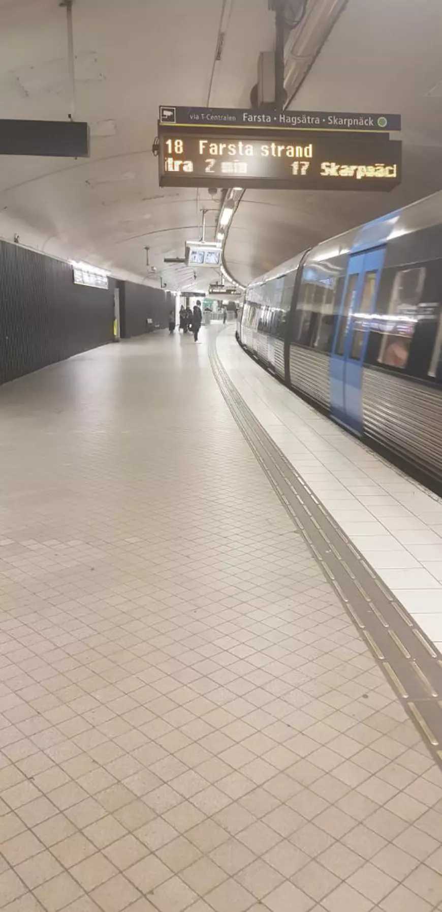 O educatoare româncă din Stockholm explică schimbările din țara nordică, unde școlile nu au fost deloc închise: „N-ai voie să ții copilul acasă mai mult de 14 zile”