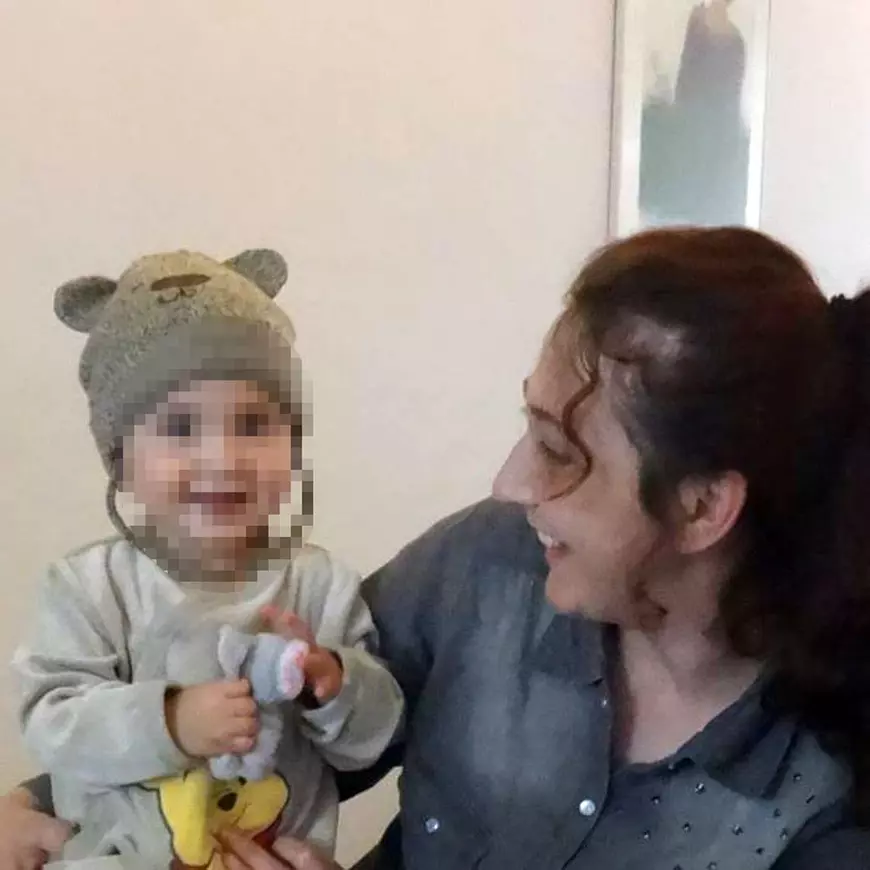 După ce primul băiat i-a murit de leucemie, statul danez i-a luat al doilea copil unei românce. Ea luptă de 6 ani să-l repatrieze