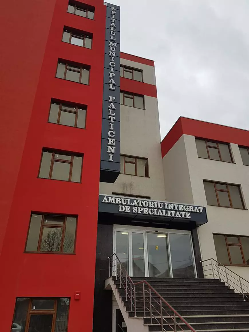 Primarul din Fălticeni: “La spitalul vechi, avem programul de nașteri full până pe 10 iunie, trebuie deschis urgent noul spital”