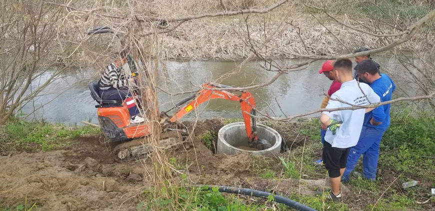 Primăria din Dragomirești Vale, achiziție de pandemie: gazon de fotbal de 89.000 de euro. Mai scump decât la Arena Națională