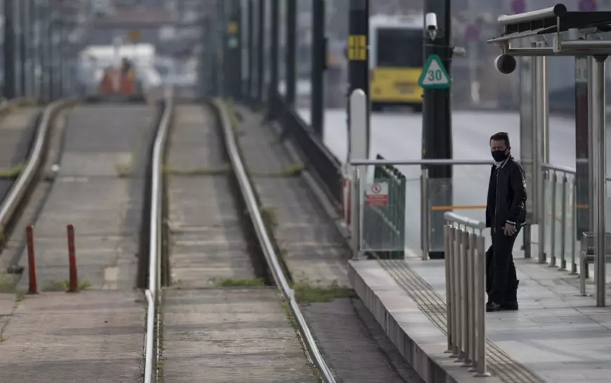 Noua normalitate. Țările iau măsuri neobișnuite în lupta cu coronavirusul: de la certificatul de imunitate la carantina în funcție de sex