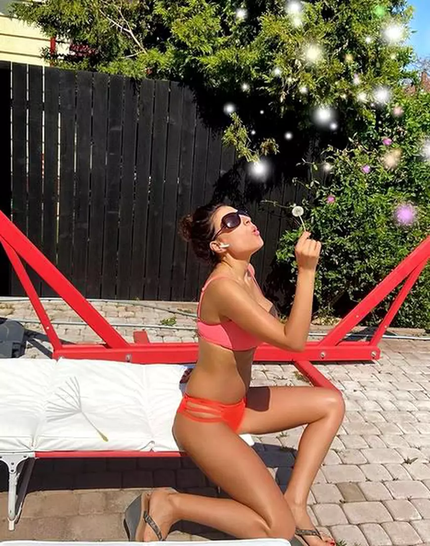 Ioana Ginghină a divorțat în urmă cu un an, iar de două luni se află în izolare cu noul iubit. Cum merge relația lor. “Am mai ars niște frici inutile”