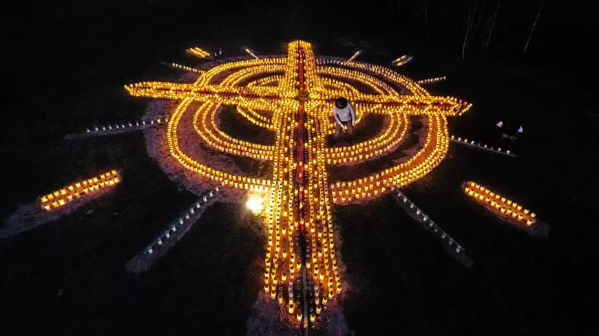 Aprinde câte o lumânare pentru fiecare german mort de coronavirus. Gertrud Schop: “Mă opresc când se va descoperi un vaccin”