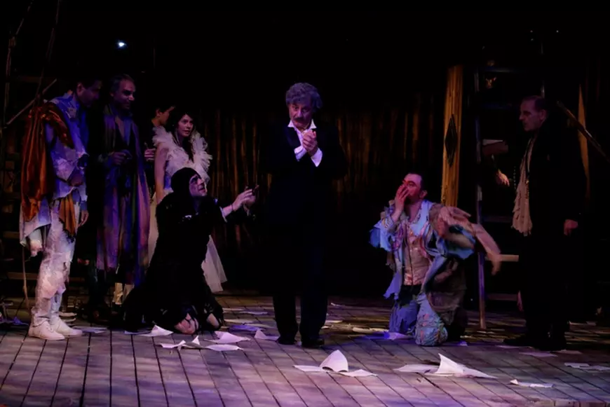 INTERVIU | Teatrul, în incertitudine și după ieșirea din starea de urgență. Ion Caramitru, director TNB: “Cum or să se mai sărute Romeo și Julieta dacă trebuie să poarte mască?”