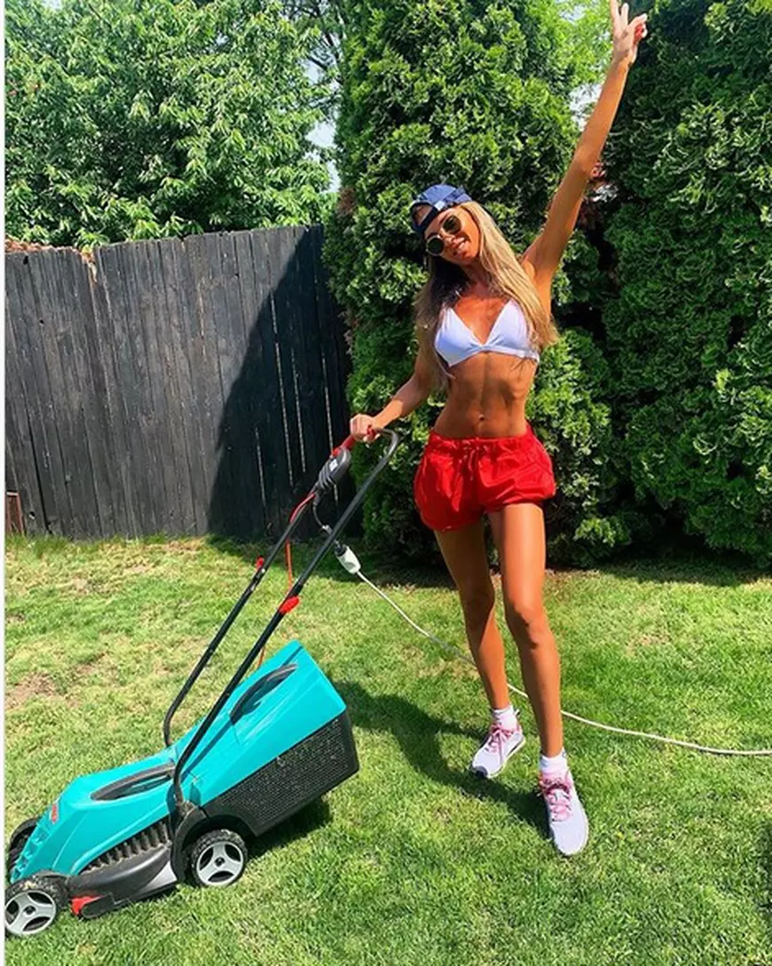 Diana Munteanu a slăbit mult, iar cei care o cunosc trag un semnal de alarmă. “Foarte rău arăți”