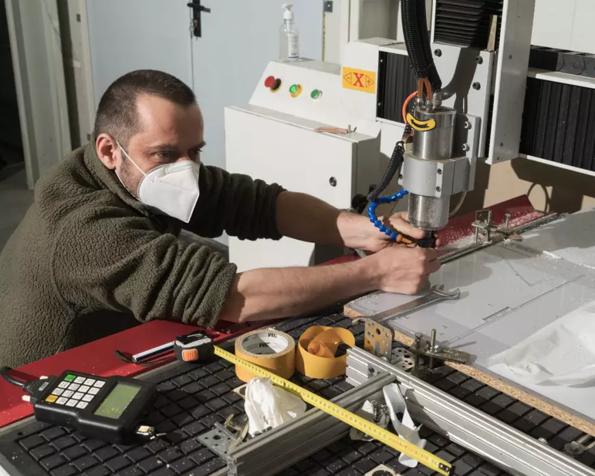 Un inginer a construit un prototip de ventilator pentru bolnavii de COVID-19, dar statul nu e interesat, deși a pus la bătaie 250.000 de euro pentru astfel de proiecte