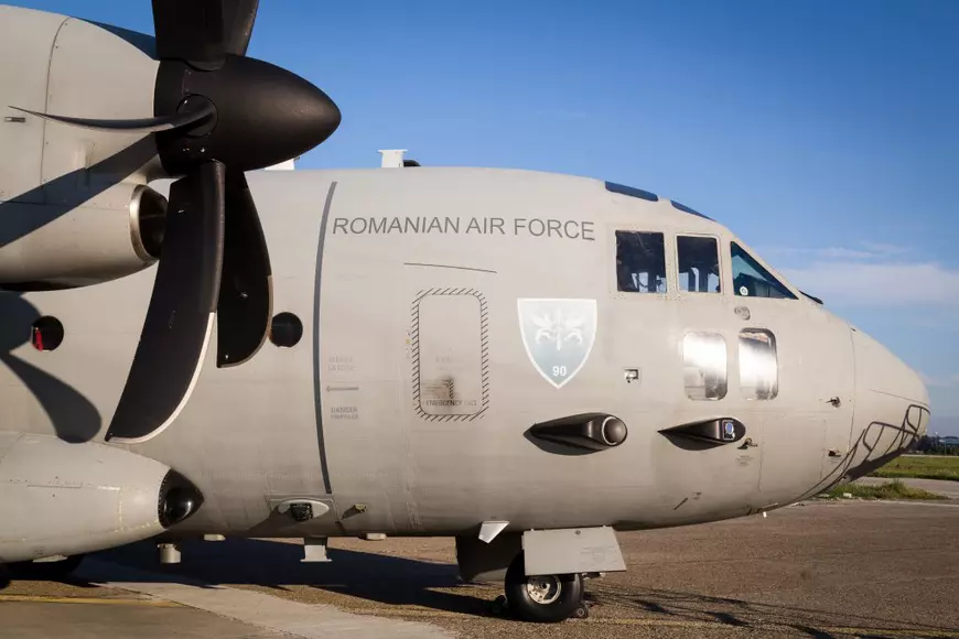 FOTO/VIDEO | Aeronava din România ce transporta 90 mii de măști de protecție nu a mai ajuns în Spania din motive tehnice