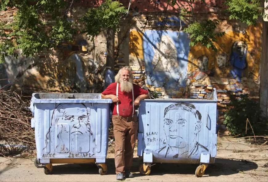 Murivale, viață de pictor în pandemie: “M-a durut carantina asta. A trebuit să fac poze pe furate, când au înverzit pomii, ca să nu mă vadă vreun polițist”