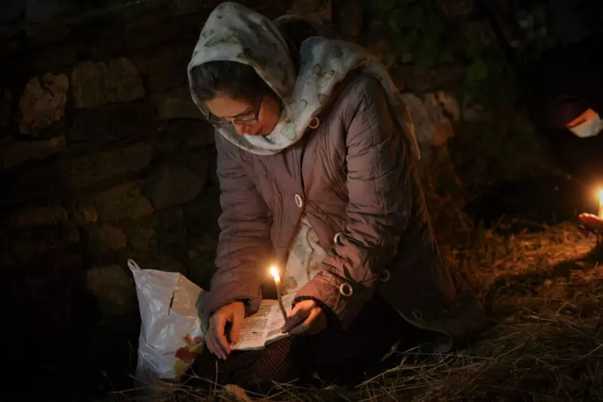 VIDEO | Sute de oameni au luat lumină a doua oară la Constanța. “Ca în cușcă eram în casă”