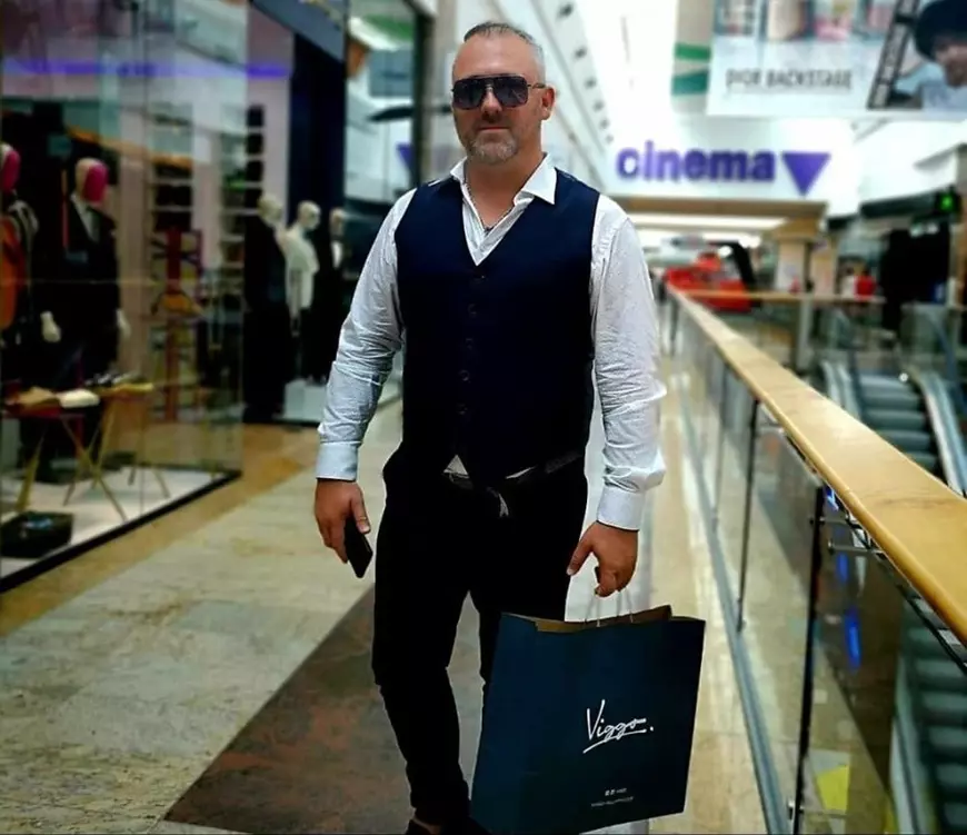 DNA investighează achiziții publice COVID de 140 de milioane de euro. Șeful Unifarm, Adrian Ionel, a cumpărat izolete la 17.000 de euro bucata, preț de mașină