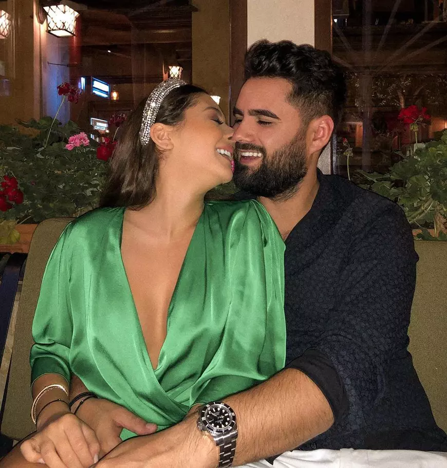 Nicole Cherry, declarații neașteptate despre iubitul ei. „M-a cunoscut la 16 ani, atunci era o diferență”