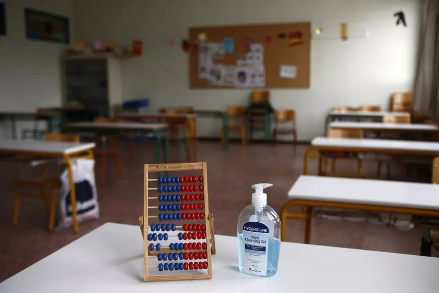 Cum se redeschide școala în Europa: ce măsuri au luat italienii, francezii, britanicii și finlandezii ca să-și primească elevii la ore