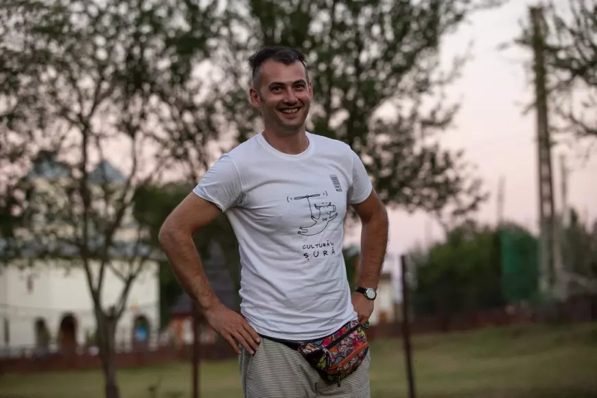 Regizorul Victor Olăhuț