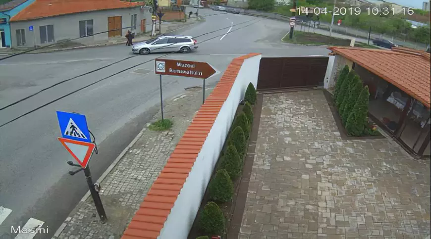 DIICOT dezvăluie în dosarul Alexandrei că autoritățile știau cum arată mașina care o răpise pe Luiza! “Un Renault gris, cu geamuri negre și 7 spițe” avea doar Dincă în Caracal! De ce n-au identificat-o?