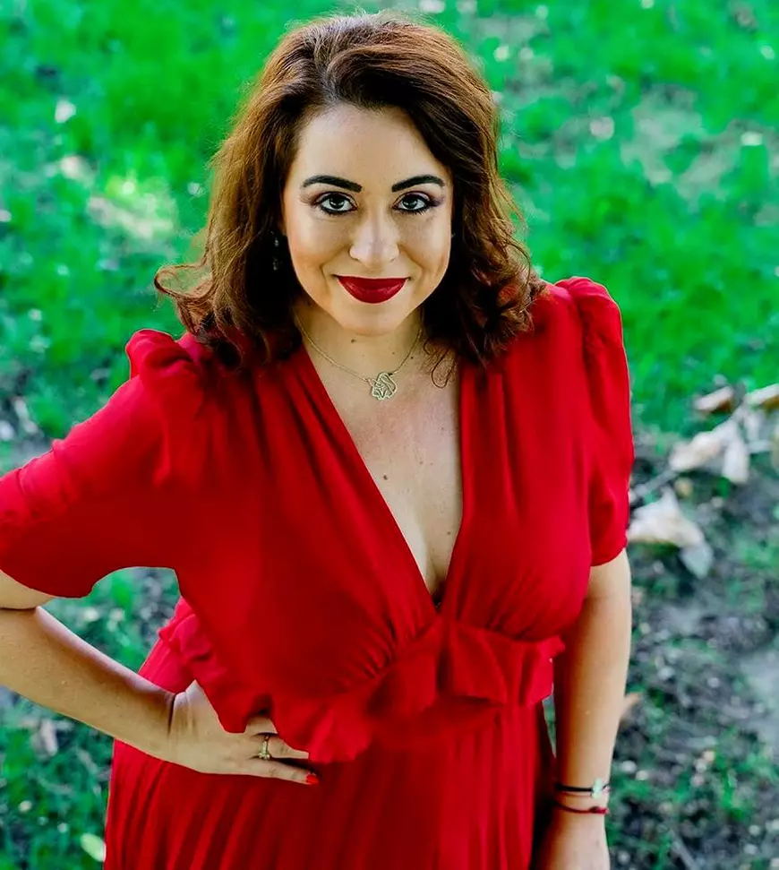 Oana Roman a slăbit mult, iar acum și-a făcut o intervenție estetică la nivelul feței. Cum arată vedeta. “Este forma finală”