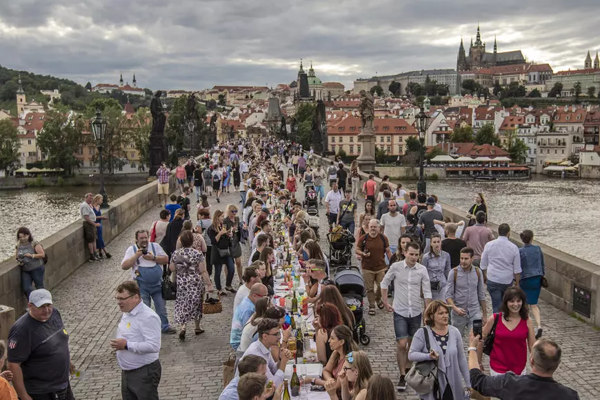Cum își regândesc turismul o parte dintre orașele europene. “Unii cred că e magnific fără turiști, dar o să-și schimbe părerea când șomajul va exploda”