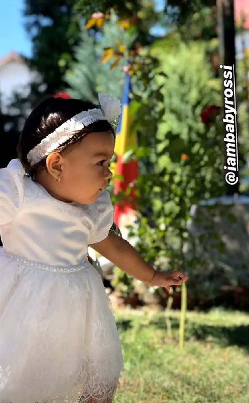Karmen Simionescu și-a botezat fetița. Sofia Maria Rossa a împlinit 1 an. Primele imagini de la eveniment