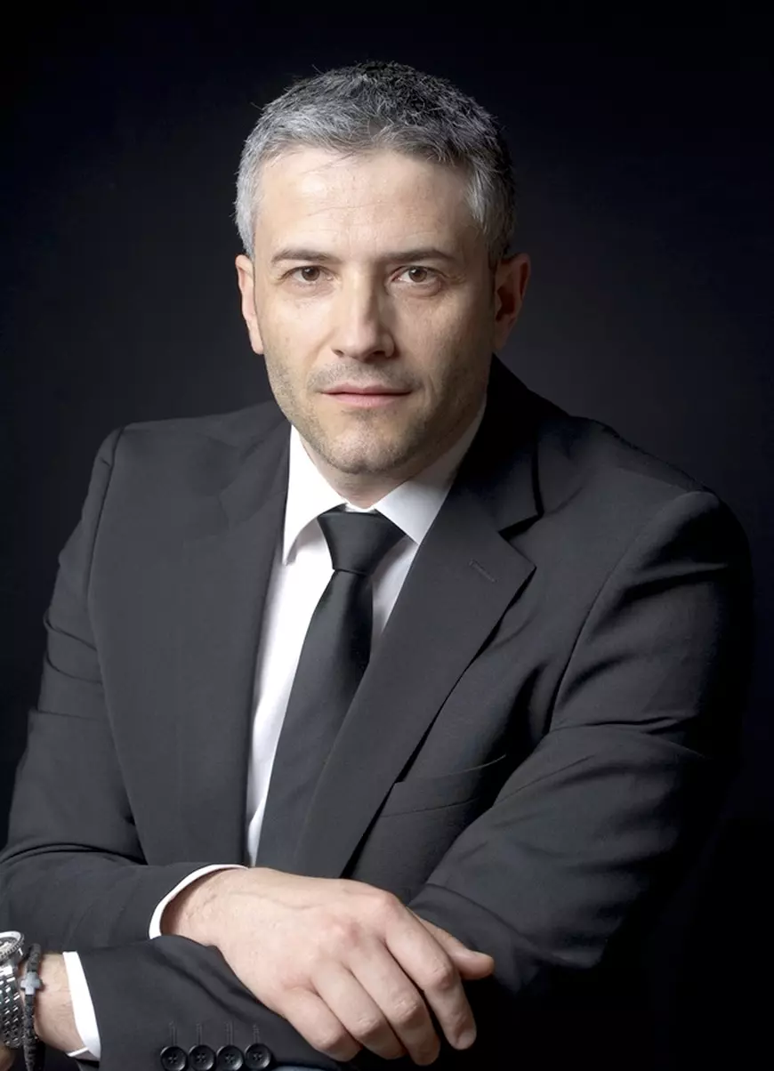 Efectele pandemiei: în România, au explodat vânzările online în perioada soldurilor. eMag raportează plus 30%