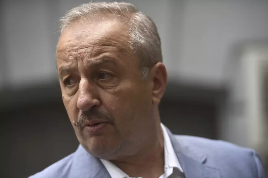 Întrebare pentru „vânătorul de CV-uri false” ale șefilor PSD și PNL: „De ce aleșii și candidații USR-PLUS au cele mai violente propuneri contra săracilor?!”