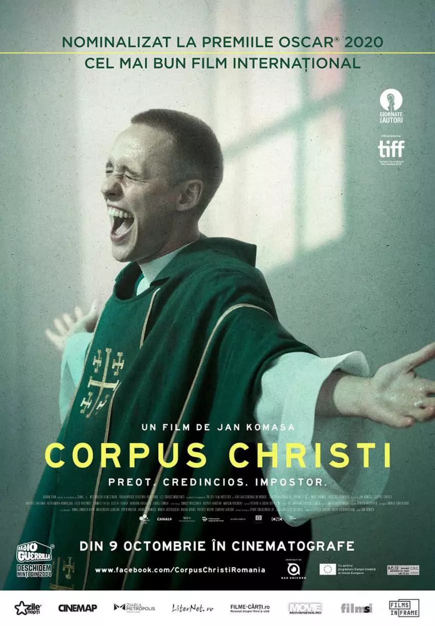 Recomandări culturale. “Corpus Christi”, un film de Oscar despre un tânăr delincvent care visează să devină preot