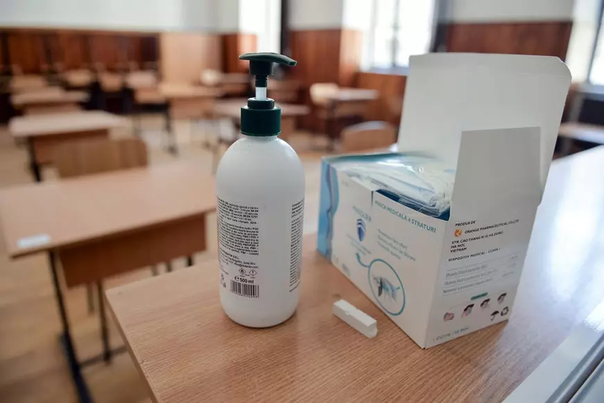 Ziua Z: ce spun studiile  despre redeschiderea şcolilor în pandemie. Şcolile nu au fost un motor principal al COVID-19 ﻿