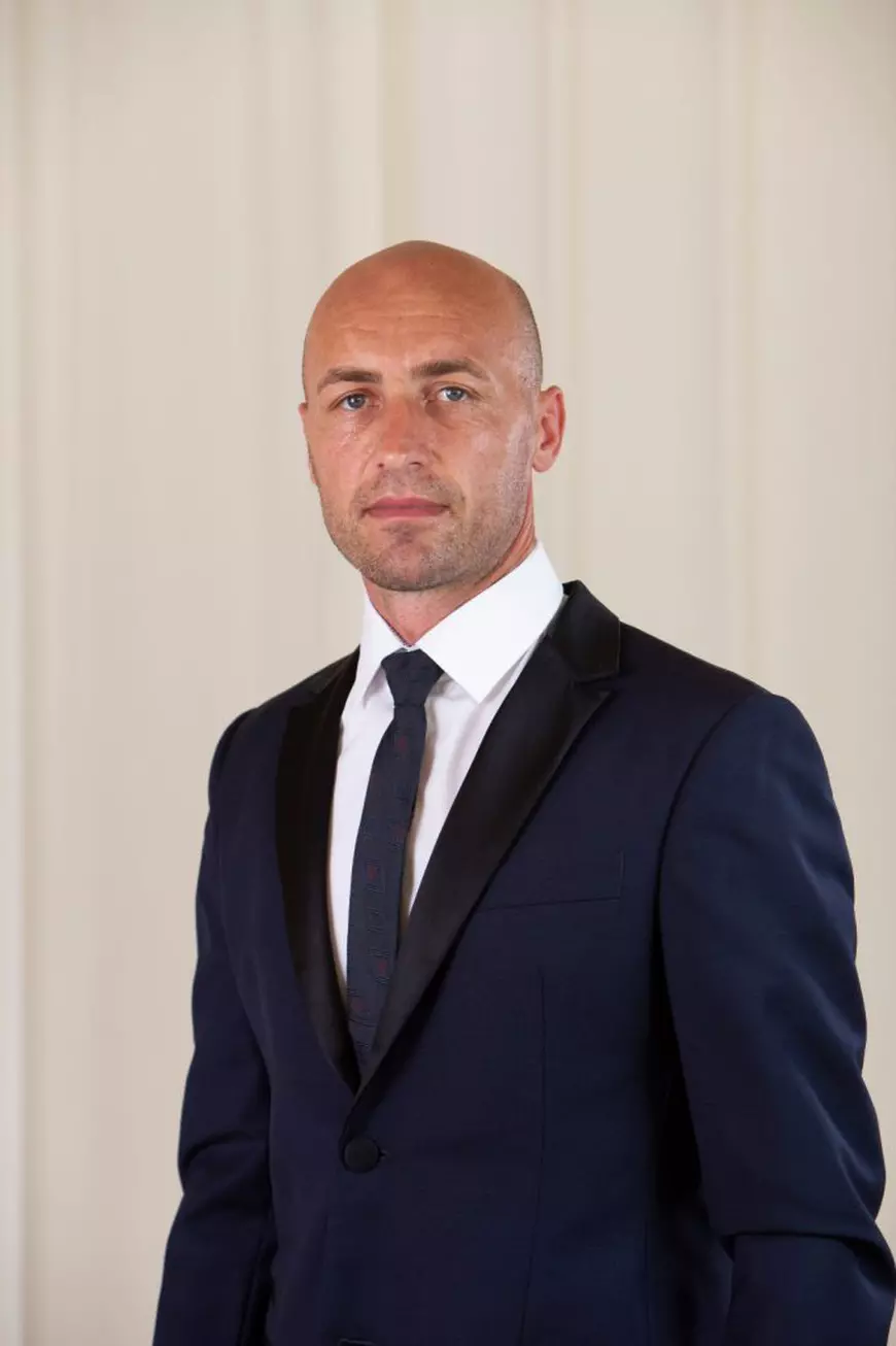 FOTO | Gabriel Mureșan, fost căpitan la CFR Cluj, a câștigat alegerile și a devenit primar în comuna în care a copilărit