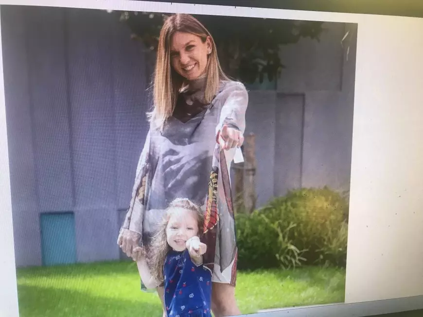 FOTO | Simona Halep, apariție de senzație la botezul nepoțelului ei. Mesajul special pentru admiratori