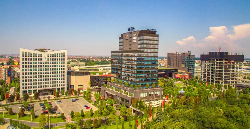 (Publicitate) Iulius Town Timișoara – un proiect cât un oraș. Investiția care a schimbat centrul Timișoarei