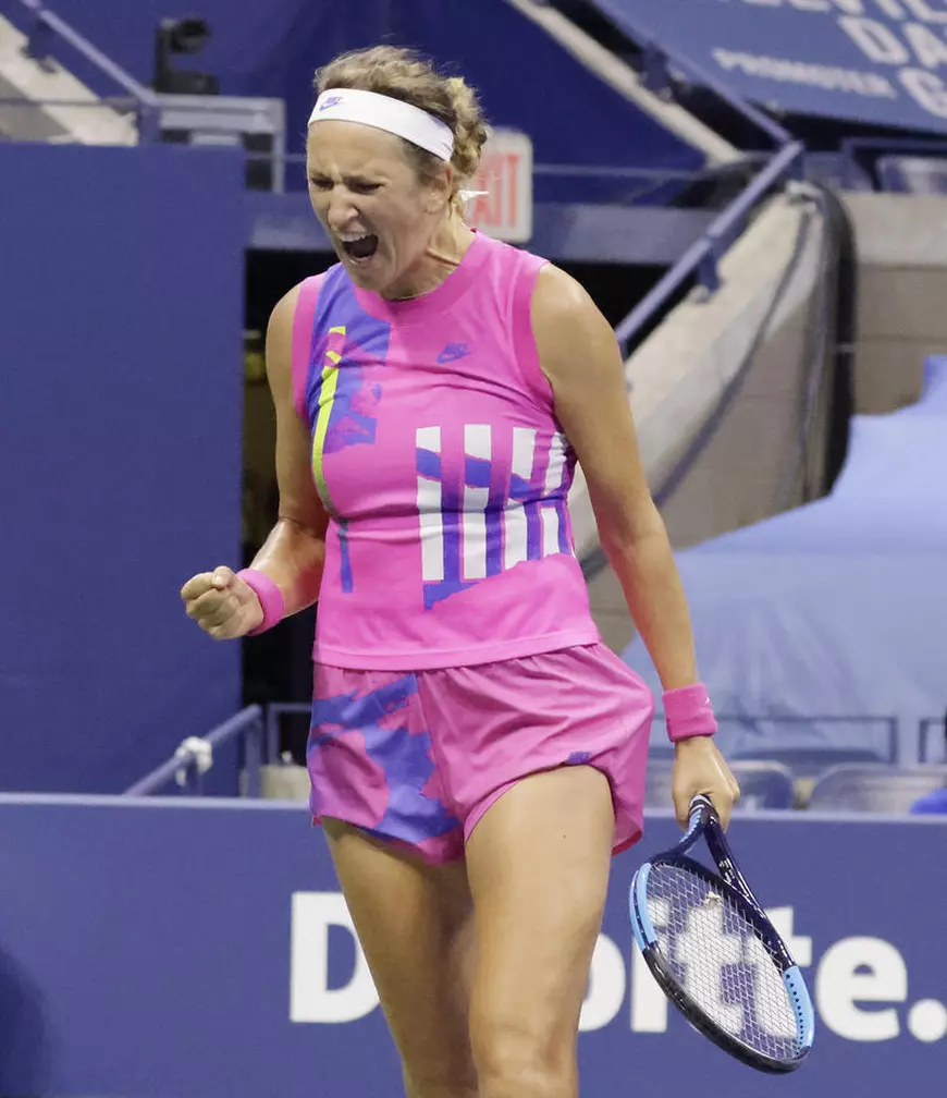 Serena Williams a fost eliminată în semifinalele US Open. Finala se joacă între Viktoria Azarenka și Naomi Osaka