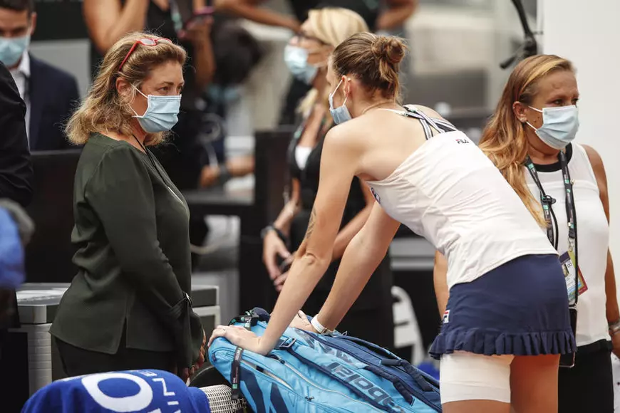 Simona Halep, campioană la Roma! Românca a învins-o pe Karolina Pliskova, care a abandonat în setul al doilea