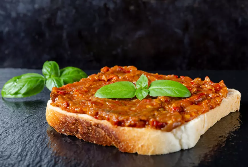 Zacuscă de ciuperci și morcovi