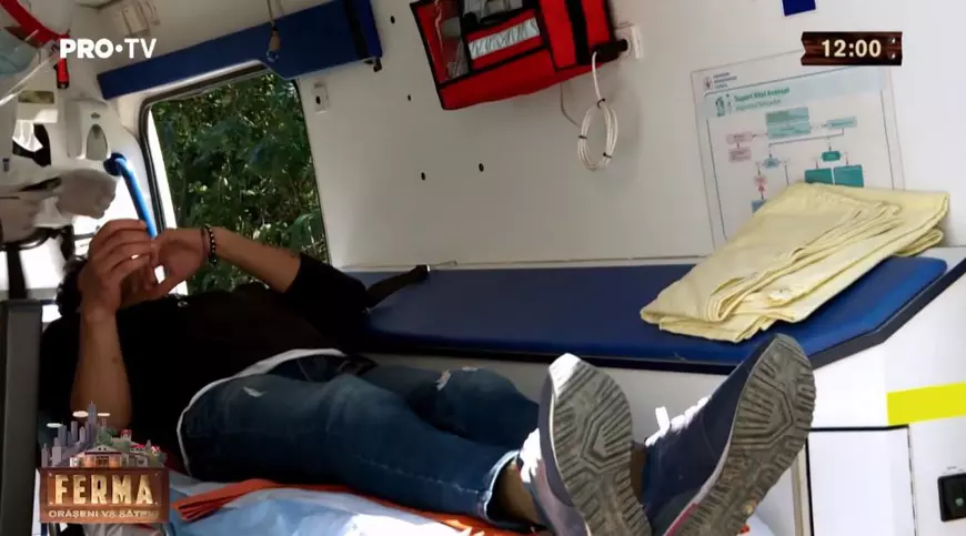 George Burcea s-a retras din competiția Ferma din cauza problemelor de sănătate. Actorul a ajuns la spital. “Nu mai pot. Mă doare!”