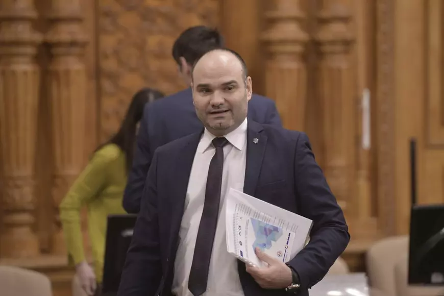 Scandal la autoritatea electorală în prag de alegeri, după ce președintele Mitulețu-Buică a modificat regulamentul instituției