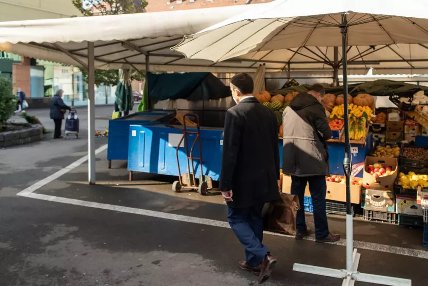 REPORTAJ | În prima zi, noul primar al Braşovului, Allen Coliban, le-a dat emoţii funcţionarilor: ”Da’ nu ne schimbaţi programul, nu?”