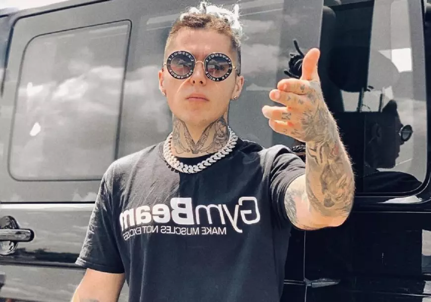 Iulia Albu, atacată de Lino Golden, fiul “adoptiv” al lui Alex Velea. “Îi iau găina și o fac aripioare”