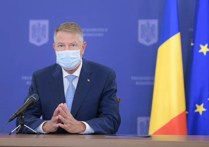 Cresc pedepsele pentru agresorii sexuali de copii: nu mai scapă de închisoarea cu executare. Legea, promulgată de Iohannis