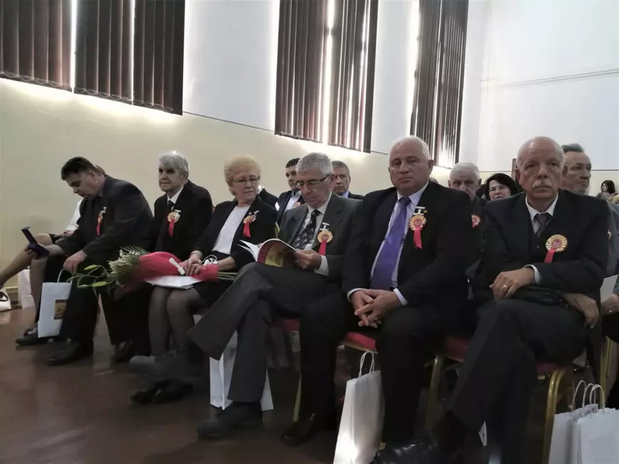 Omul care e contrariat că Nicușor Dan a renunțat la matematică pentru politică: “Era așa de bun, că a ajuns la trei olimpiade naționale, mate, fizică și chimie, în finală în aceeași zi”